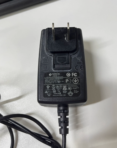 *Brand NEW*globtek GT43007-4024 24V 1.67A AC/DC Adapter Power Supply