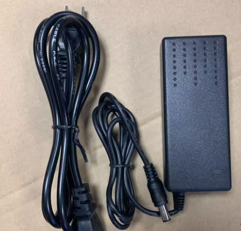 *Brand NEW*YAMAHA PA-300/301/300C 16V 2.4A 3A AC Adapter Power Supply