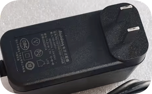 *Brand NEW*Original RD1421700-C55-154GB 14.2V 1.7A 24W AC ADAPTER Power Supply