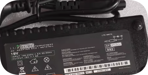 *Brand NEW*Original LUXBURC 19V 7.1A 135W AC ADAPTER Power Supply