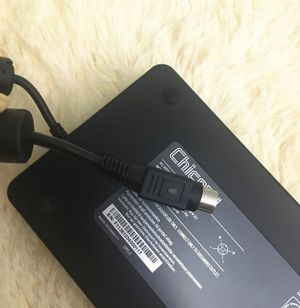 *Brand NEW*Genuine Original Chicony 20V 15A 300W AC Adapter CPA09-022A A300A001L 4 pin Charger Power - Click Image to Close