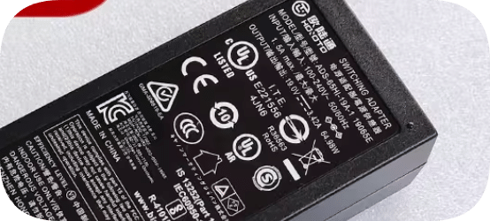 *Brand NEW*HOIOTO ADS-65HI-19A-2 19065E/ADS-65HI-19A-1 19065E 19V 3.42A 65W AC Adapter Power Supply